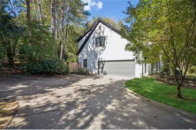 5460 E Idlewood Lane, Atlanta, GA 30327 - Photo 67