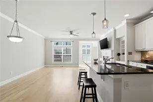 4366 Baverton Dr, Suwanee, GA 30024 - Photo 9