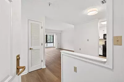 1800 Clairmont Lake #A227, Decatur, GA 30033 - Photo 7