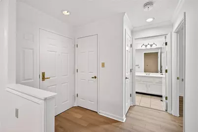 1800 Clairmont Lake #A227, Decatur, GA 30033 - Photo 5