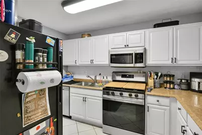 2410 Cumberland Court SE, Smyrna, GA 30080 - Photo 5