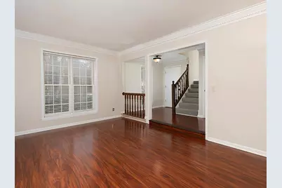 8950 Carroll Manor Drive, Sandy Springs, GA 30350 - Photo 9