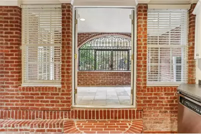 869 Briarcliff Road NE #B25, Atlanta, GA 30306 - Photo 9