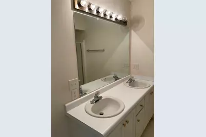 1015 Holly Drive, Gainesville, GA 30501 - Photo 17