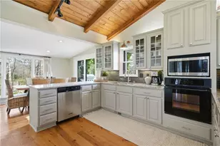 4255 Sinclair Shores Rd, Cumming, GA 30041 - Photo 9