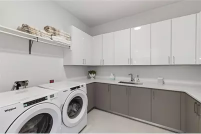 2425 Peachtree Road NE #1704, Atlanta, GA 30305 - Photo 17