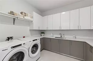 2425 Peachtree Rd NE, Atlanta, GA 30305 - Photo 17