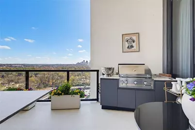 2425 Peachtree Road NE #1704, Atlanta, GA 30305 - Photo 23