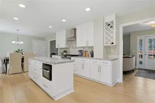 1562 Hillhaven Dr, Marietta, GA 30062 - Photo 9