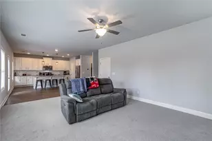 809 Joy Dr, Hoschton, GA 30548 - Photo 9