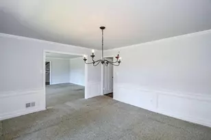 3216 Golf Club Dr, Gainesville, GA 30506 - Photo 9