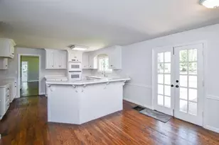 3216 Golf Club Dr, Gainesville, GA 30506 - Photo 13