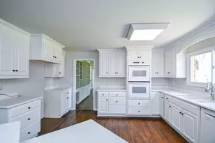 3216 Golf Club Dr, Gainesville, GA 30506 - Photo 11