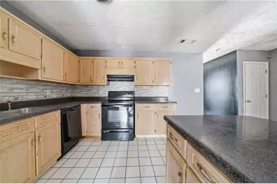 3785 Soapstone Road, Decatur, GA 30034 - Photo 11