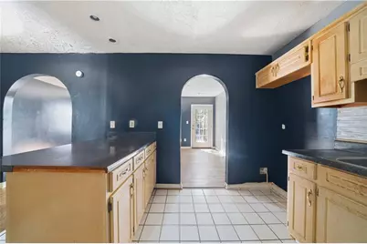 3785 Soapstone Road, Decatur, GA 30034 - Photo 9