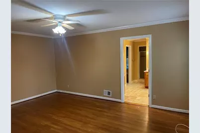 119 Woodlawn Drive NE, Marietta, GA 30067 - Photo 7