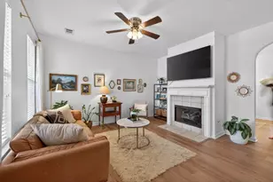 6364 Shoreview Cir, Flowery Branch, GA 30542 - Photo 3