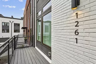 1261 Chelsea Cir NW, Atlanta, GA 30318 - Photo 9