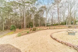 2240 Emerald Dr, Loganville, GA 30052 - Photo 43