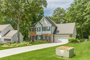 2240 Emerald Dr, Loganville, GA 30052 - Photo 3