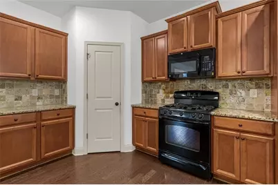 8505 Village School Drive, Cumming, GA 30041 - Photo 37