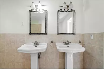 85 Geraldine Drive SE, Smyrna, GA 30082 - Photo 17