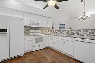 2132 Carefree Circle #10, Marietta, GA 30062 - Photo 13