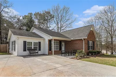 1005 Erwin Hill Church Rd SE, Calhoun, GA 30701 - Photo 3