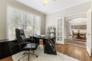 580 Golden Meadows Ln, Suwanee, GA 30024 - Photo 5