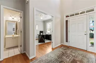 580 Golden Meadows Ln, Suwanee, GA 30024 - Photo 9