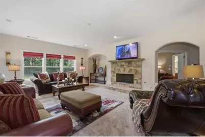 3880 Courson Street, Marietta, GA 30066 - Photo 5