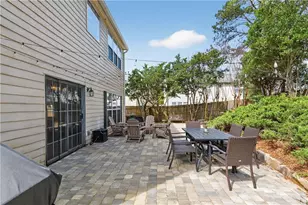 7070 Foxberry Ln, Roswell, GA 30075 - Photo 21