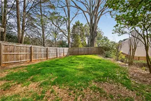7070 Foxberry Ln, Roswell, GA 30075 - Photo 23
