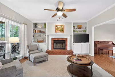 1315 Amberwood Drive, Woodstock, GA 30189 - Photo 9