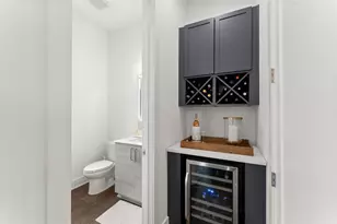 1256 Chelsea Cir NW, Atlanta, GA 30318 - Photo 9