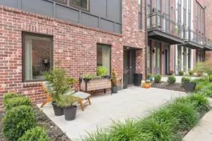 1256 Chelsea Cir NW, Atlanta, GA 30318 - Photo 3