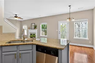 346 Highland Pointe Cir E, Dawsonville, GA 30534 - Photo 9