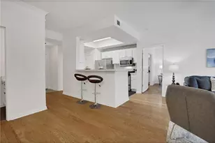 2700 Pine Tree Road NE, Atlanta, GA 30324 - Photo 9