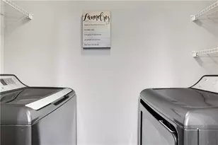 2700 Pine Tree Road NE, Atlanta, GA 30324 - Photo 35