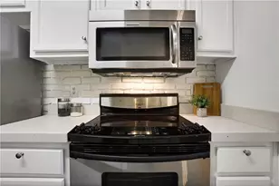 2700 Pine Tree Road NE, Atlanta, GA 30324 - Photo 5