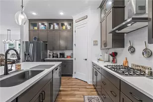 7076 Cottage Grv Dr, Flowery Branch, GA 30542 - Photo 9