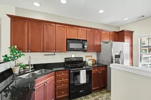 2367 Suwanee Pointe Dr, Lawrenceville, GA 30043 - Photo 15