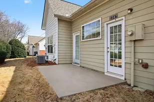 2367 Suwanee Pointe Dr, Lawrenceville, GA 30043 - Photo 33