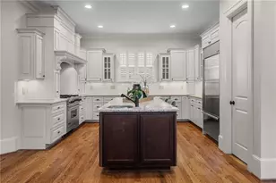 1950 Bennetts Point Dr, Marietta, GA 30068 - Photo 5