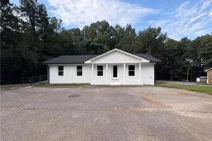 7757 Royston Rd, Carnesville, GA 30521 - Photo 1