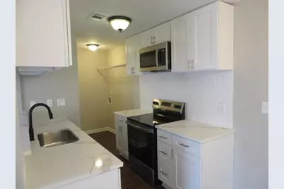 1336 Surrey Lane SW, Marietta, GA 30008 - Photo 7