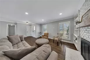 807 Cardova Dr NE, Atlanta, GA 30324 - Photo 7