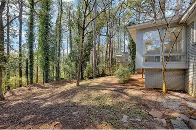 807 Cardova Drive NE, Atlanta, GA 30324 - Photo 29