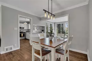 807 Cardova Dr NE, Atlanta, GA 30324 - Photo 11