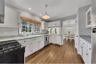 807 Cardova Drive NE, Atlanta, GA 30324 - Photo 17